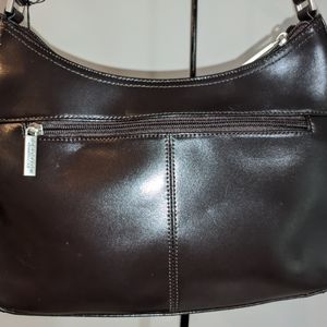Kenneth Cole Reaction brown leather purse